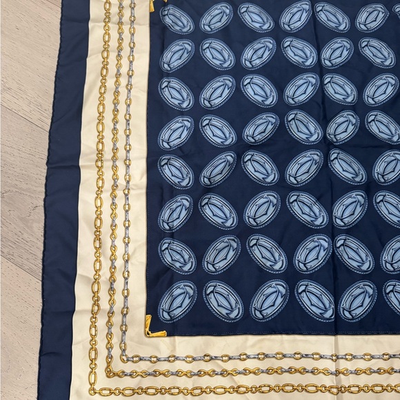 Cartier Blue & Gold Les Must De Cartier Chain Silk Scarf VINTAGE - Picture 2 of 9